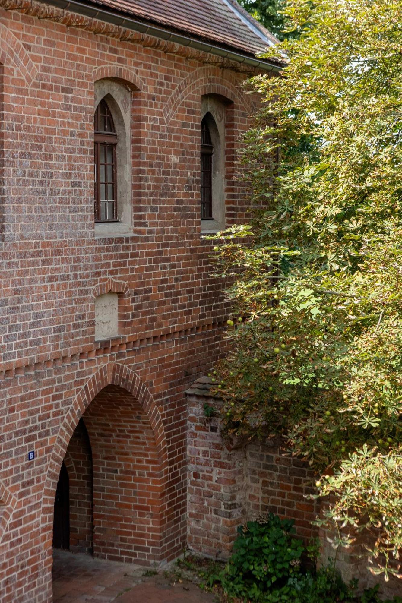 Klosterhotel Lehnin Exterior photo